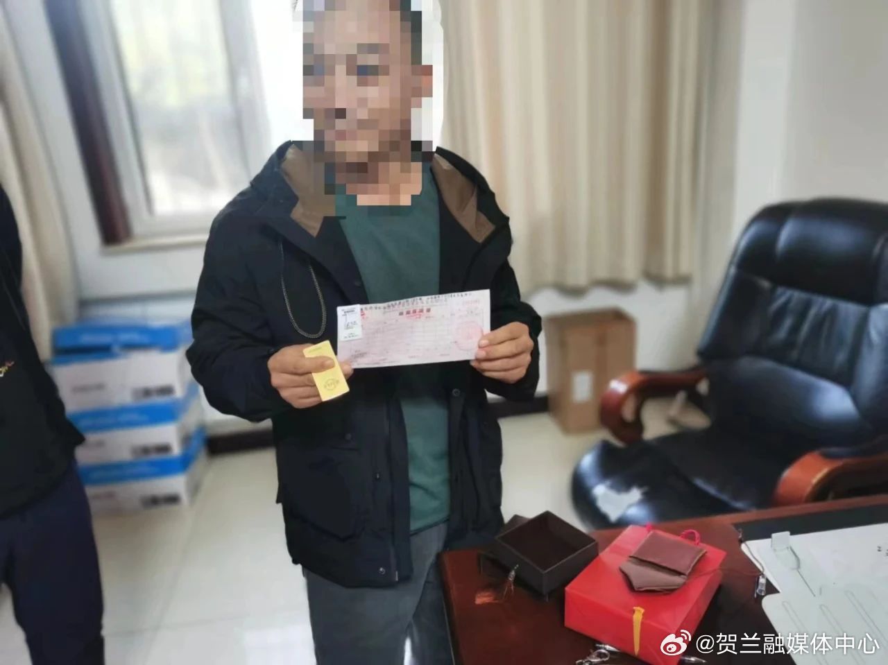 演员李某骗260万元关于演员李某骗260万元的事件，涉及到具体的个人和案件细节，我无法提供确切的信息。